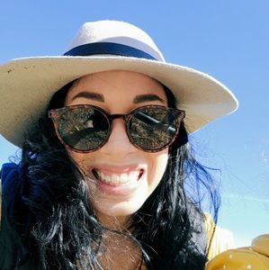 Meet your Posher, Skyla